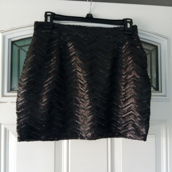 Tobi Black Sequin Mini Skirt - Picture 2 of 5